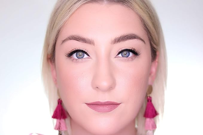 MoxieLash - Essentials Kit Vol 1 - Mini Liquid Magnetic Eyeliner, Two Sets of Premium Magnetic Lashes and Eyeliner Remover Swabs - Classy and Cheeky Lash Sets - Up to 60 Wears - No Glue & Mess Free