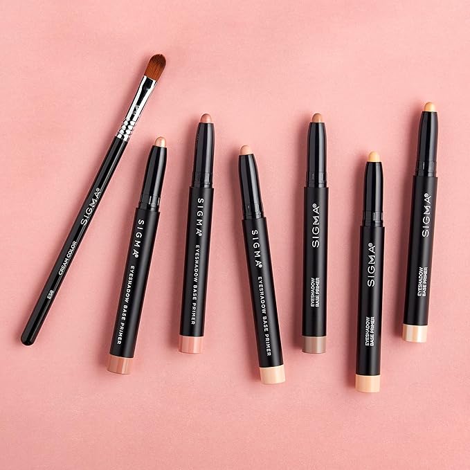 Sigma Beauty Eyeshadow Primer Base – Professional Grade Eye Primer Crayon w/Retractable Tip for Long-Lasting Makeup & All-Day Color Payoff, Prevents Creasing (Bubbly, Pinky Peach Champagne Shimmer)