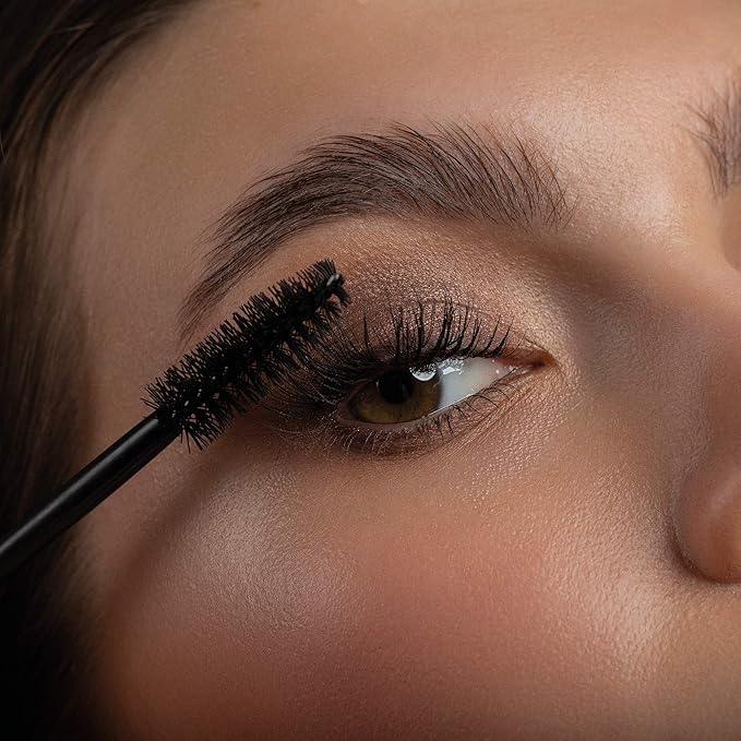 Pippa of London Eternal Dusk Mascara (code 510) - Black Volumising Mascara