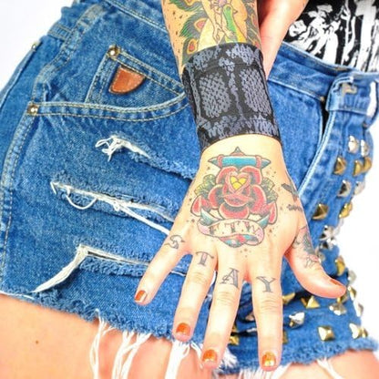Tat2X Ink Armor Premium Wrist 3" Tattoo Cover Up Sleeve - Super Comfy - U.S. Made(single wrist cover sleeve)