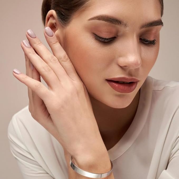 1Pieces 3 in 1 Eyelash Tools Mascara Shield,1PC Paste False Eyelash,10 Pcs Disposable Makeup Applicators, 1 Pairs Lower Eyelash Stamps Tool,1 Eyeshadow and Eyeliner Stencils Pad for Make Up Beginner