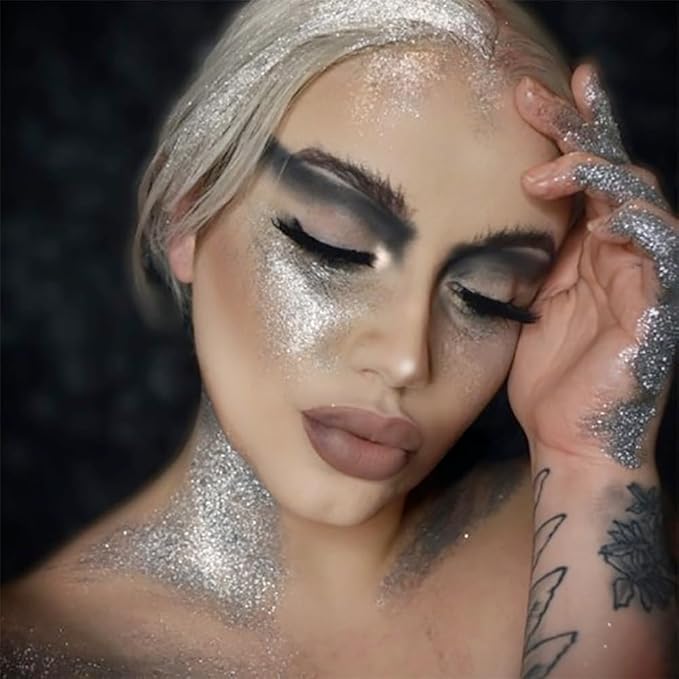 Mehron Makeup GlitterSpray | Hair and Body Glitter Spray | Body Shimmer Spray 1 fl oz (30 ml) (Silver) Perfect for Beauty, Theater, Halloween, Parties, Festivals, Concerts, and More