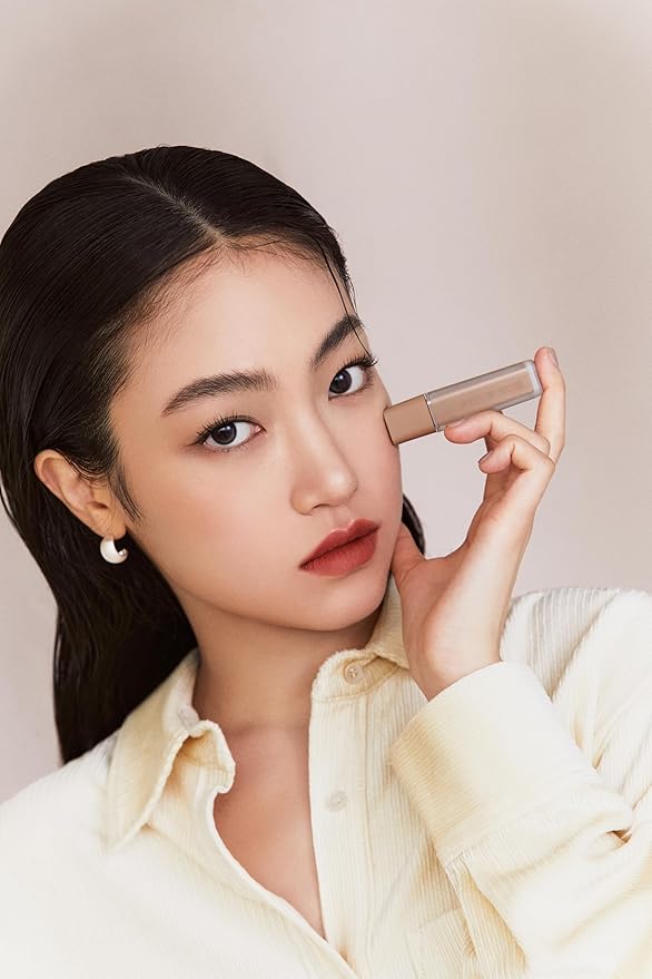 Wink Eye Primer | Long-Lasting Crease-Free Eye Makeup, Smooths & Preps Eyelid Base, Vibrant Colors, All-Day Wear - 5.5g (02 Light Wood)
